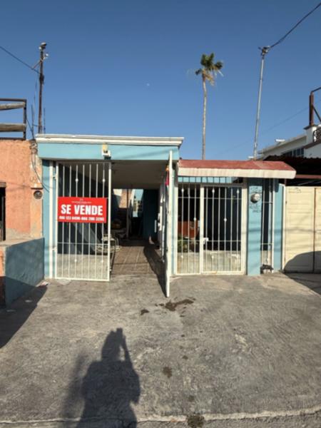 CASA EN VENTA EN COLONIA EL PUEBLO, MONCLOVA, COAHUILA A UN COSTADO DE LA PLAZA