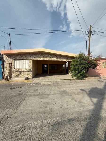 CASA EN VENTA EN COLONIA SAN SALVADOR, MONCLOVA, COAHUILA