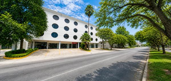 LOCALES COMERCIALES EN VENTA EN CALZADA SAN PEDRO, MONTERREY, NUEVO LEÓN LOCALES COMERCIALES EN VENTA EN CALZADA SAN PEDRO, MONTERREY, NUEVO LEÓN