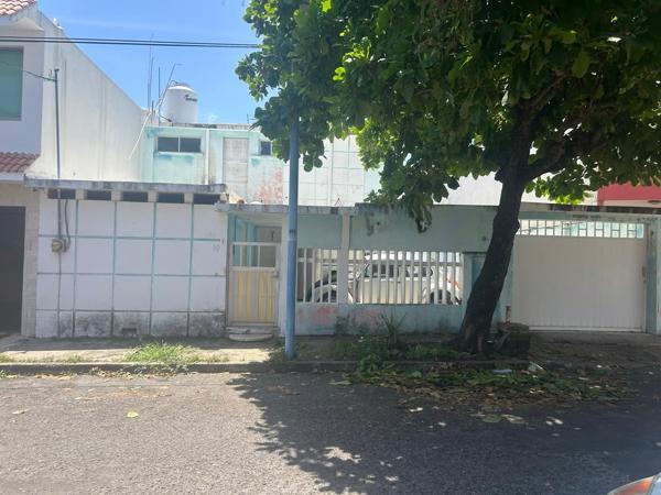 Casa en Venta en Fraccionamiento Virginia, Boca del Río - 3 Recámaras Casa en Venta en Fraccionamiento Virginia, Boca del Río - 3 Recámaras
