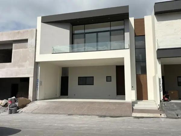 CASA EN VENTA EL BARRO ZONA CARRETERA NACIONAL MONTERREY
