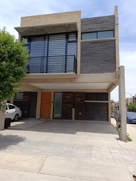 Casa en renta lista para habitar