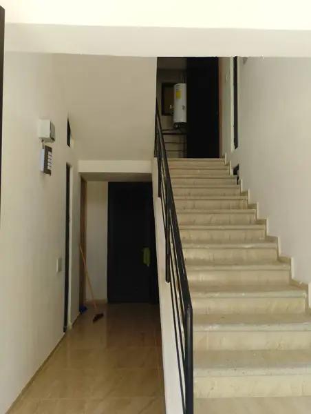 DEPARTAMENTO DE 80 METROS EN RENTA