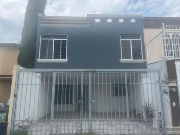 ¡Atención Inversionistas! Casa Generando Ingresos (Modelo Roomies) en Villa Fontana Residencial