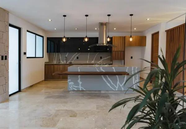 CASA EN VENTA EN RINCON DE ALTOZANO, MORELIA