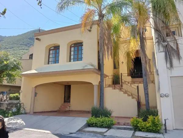 CASA EN VENTA EN LOMAS DEL PASEO, MONTERREY