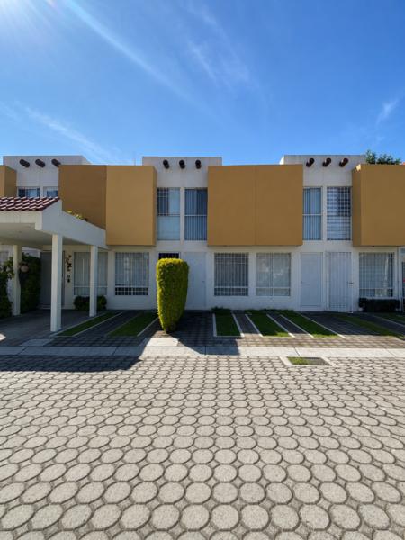 Casa en venta en puebla  Cuautlancingo villas de san carlos 1 zona  Outlet Finsa