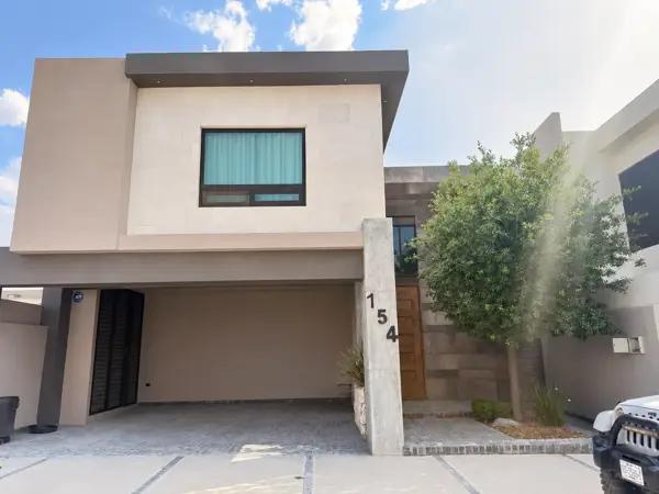 CASA EN VENTA RESIDENCIAL LA ESCONDIDA AL NORTE DE SALTILLO, COAH.