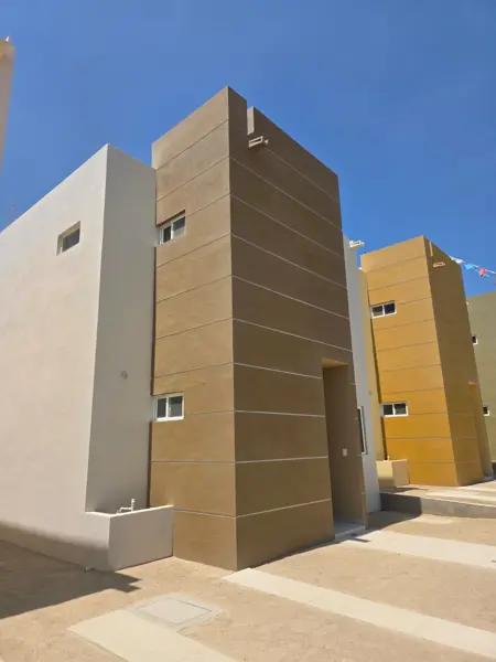 Casa muy bien ubicada a minutos de escuelas, secundaria, preparatoria parques, centros comerciales,