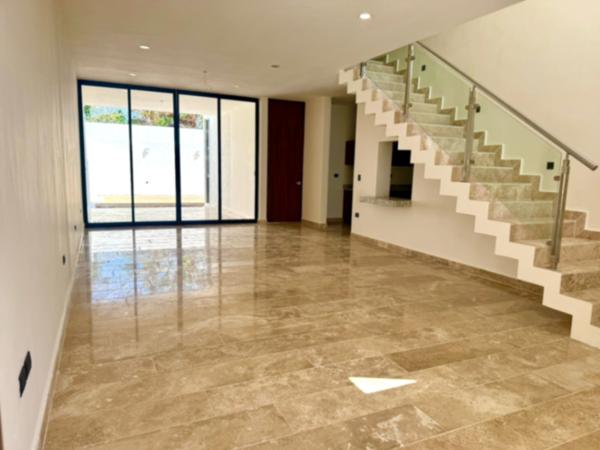 Casa en venta en Cholul muy cerca de plaza la Isla Merida Casa en venta en Cholul muy cerca de plaza la Isla Merida