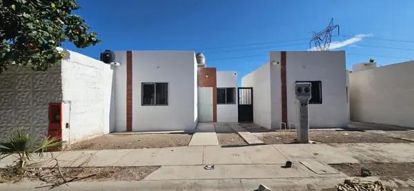 CASA NUEVA EN COLONIA LA PAZ TORREON