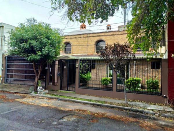 CASA EN VENTA EN LA COLONIA MARÍA LUISA CASA EN VENTA EN LA COLONIA MARÍA LUISA