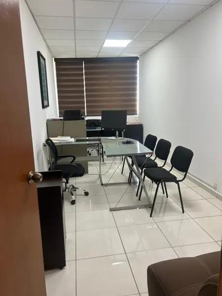 Oficina en renta en Guadalajara, zona Centro, con servicios incluidos