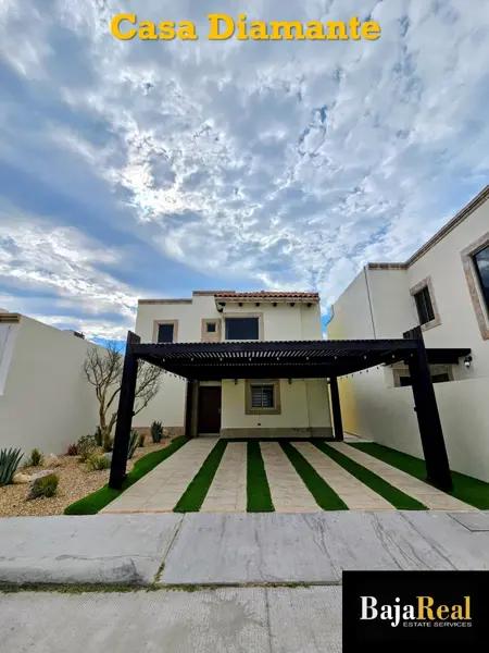 Hermosa casa en privada residencial cerca de plazas ! ! !