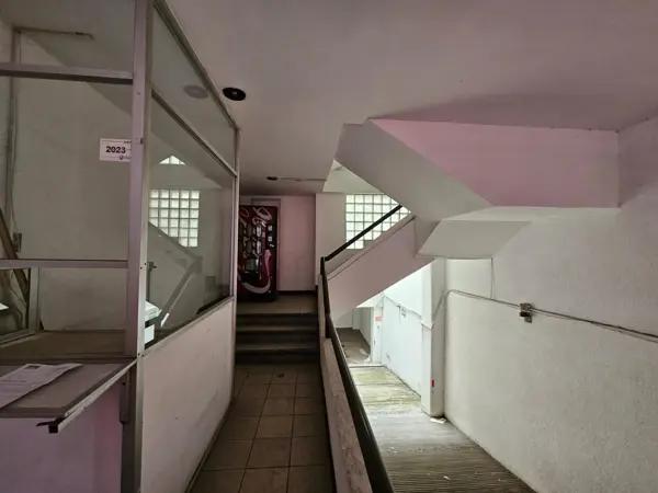 Edificio en Renta sobre 25 Poniente, Col. Los Volcanes Ideal para Oficinas, Negocio o Escuela