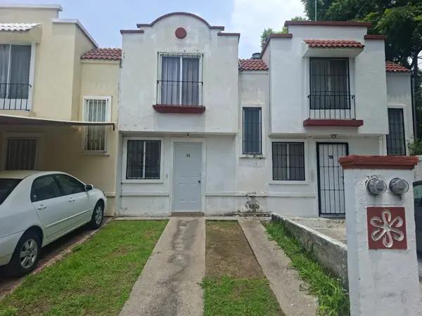 Casa en Renta en Jardines de Miraflores, San Pedro Tlaquepaque - Accesible Ubicación