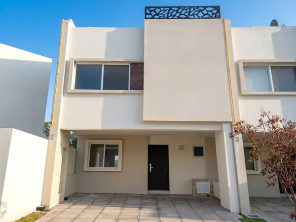 CASA EN VENTA CON OPCIÓN A CUARTA RECÁMARA EN LOMAS DE ANGELÓPOLIS III CASA EN VENTA CON OPCIÓN A CUARTA RECÁMARA EN LOMAS DE ANGELÓPOLIS III