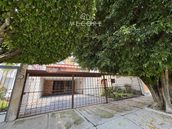 CASA EN VENTA EN COLOMOS PROVIDENCIA, GUADALAJARA