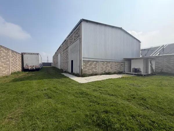 Bodega en Renta con Mezzanine en San Mateo Atenco