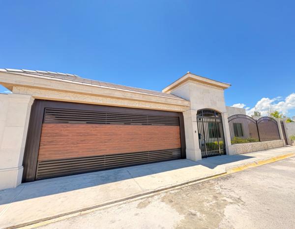 Casa de 1 piso en Venta en Sierra Morena, Ramos Arizpe: Espacio, Comodidad y Ubicación