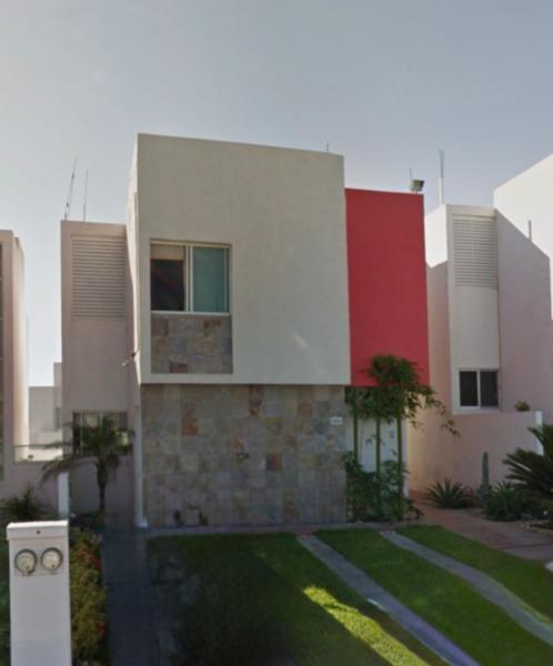 Casa en Venta en Exclusivo Fraccionamiento Banus, Alvarado