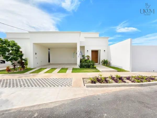 Casas de una plante con alberca dentro de Privada Casas de una plante con alberca dentro de Privada