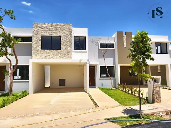 Amplia casa de 3 habitaciones a unos pasos de periferico