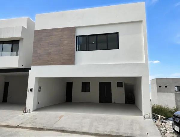 Casa en Dominio Cumbres