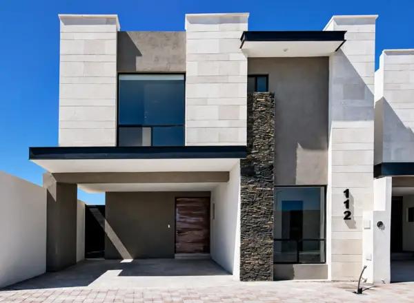 CASA EN RENTA EN FRACC. PRIVANZAS ACACIA AL NORTE DE SALTILLO, COAH.