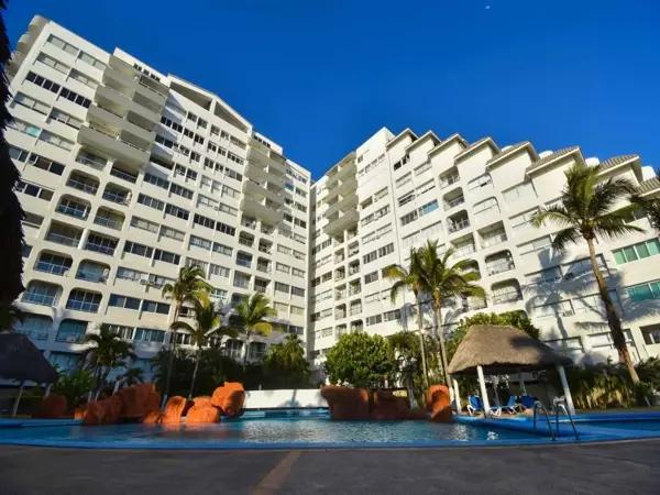 Condo frente al mar a un SUPER PRECIO Condo frente al mar a un SUPER PRECIO