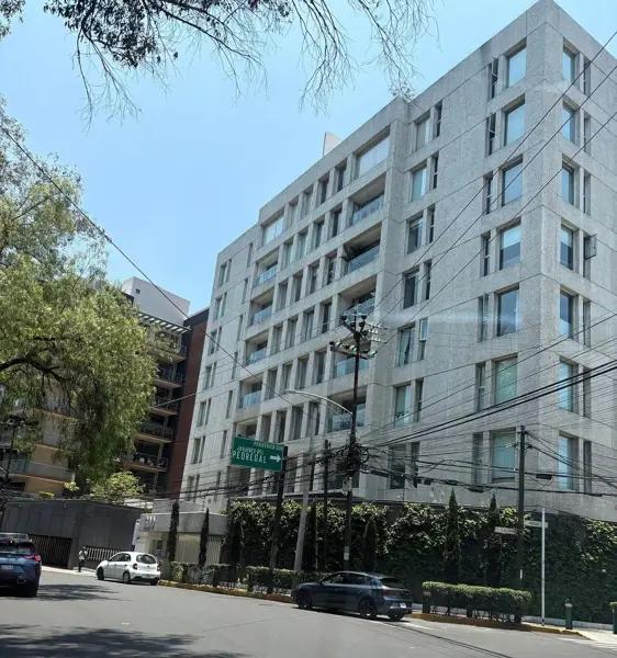 PH de 3 Niveles en Renta sobre Av. San Jerónimo en Jardines del Pedregal