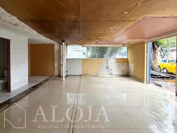 Local Comercial en Renta -  Av. Universidad