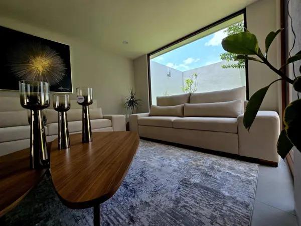 RESIDENCIA PASEO JÚRICA, EN METEPEC...