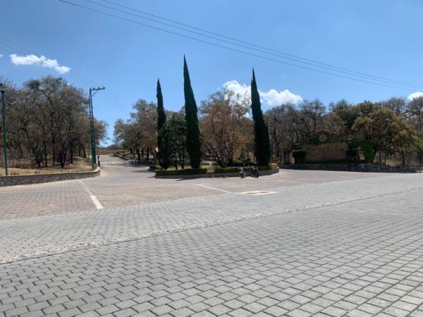 Terreno Residencial en Venta en Tecali de Herrera, Puebla – Amplio Lote en Comunidad Segura