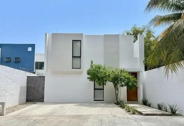 Casa en Venta Ideal para Oficinas o Casa Habitación en Montevideo, Mérida
