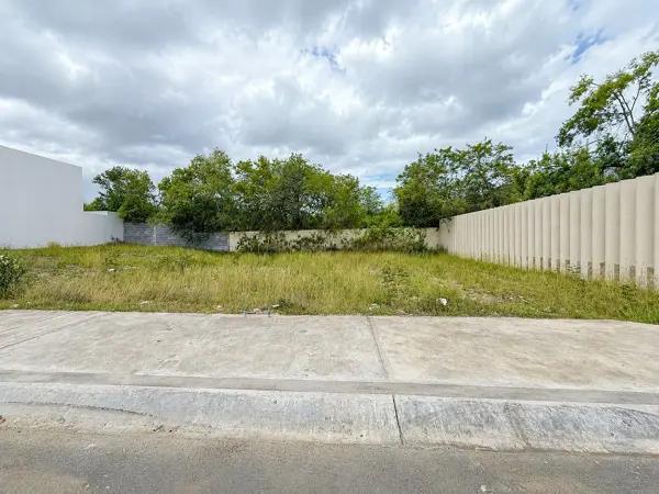 Terreno en Venta en Dumont Privada Residencial, Santiago Nuevo León
