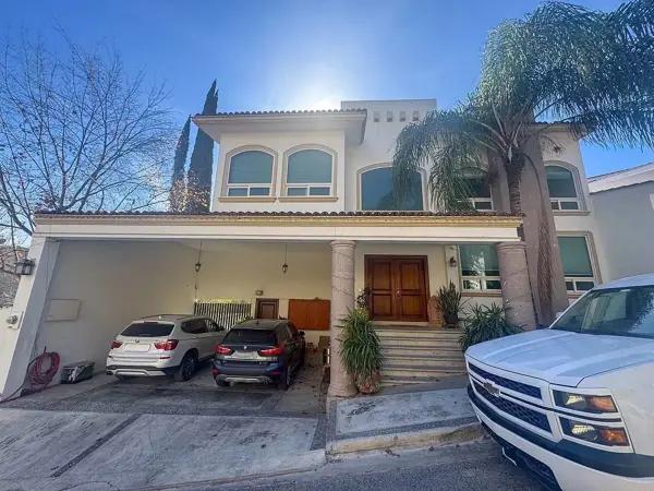 Casa en venta en Bosquencinos, Monterrey, Nuevo León Casa en venta en Bosquencinos, Monterrey, Nuevo León