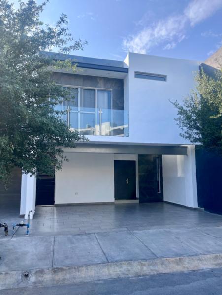Casa en venta en Cumbre Altta, Dominio Cumbres, García, Nuevo León Casa en venta en Cumbre Altta, Dominio Cumbres, García, Nuevo León