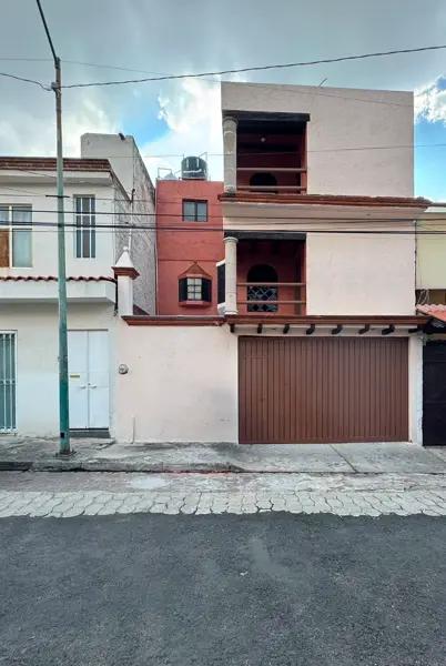 CASA DE OPORTUNIDAD EN VENTA EN VISTA BELLA