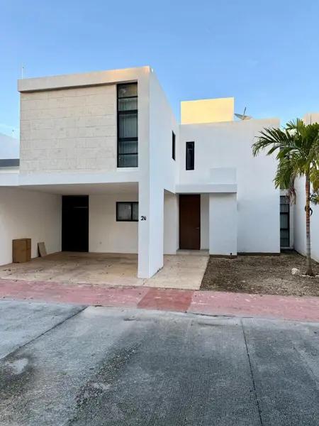 CASA EN VENTA EN PRIVADA EN CONKAL