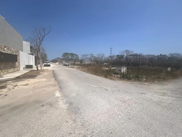 TERRENO EN VENTA TEMOZON NORTE, 900M2 TERRENO EN VENTA TEMOZON NORTE, 900M2
