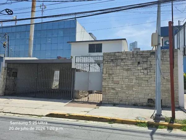 Casa en venta en Cumbres en Monterrey Casa en venta en Cumbres en Monterrey