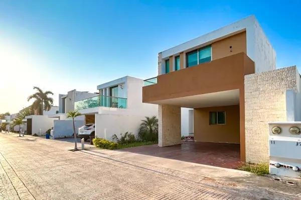 Casa en venta en Privada Porto- Santa Gertrudis Copo