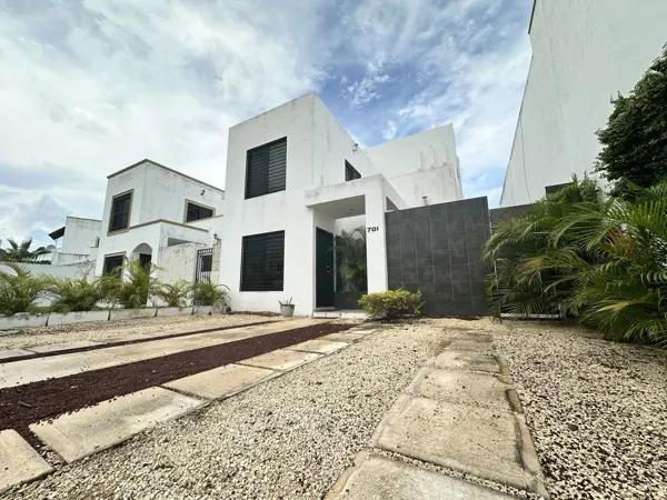 CASA 4 RECAMARAS EN GRAN SANTA FE