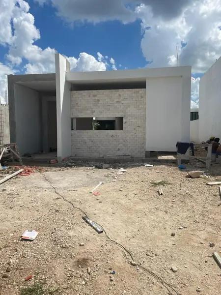 CUMBRES DZITYA RESIDENCIAL, CASA DE 1 PLANTA