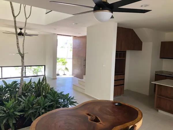 TOWNHOUSE EN DZITYA ENTREGA INMEDIATA