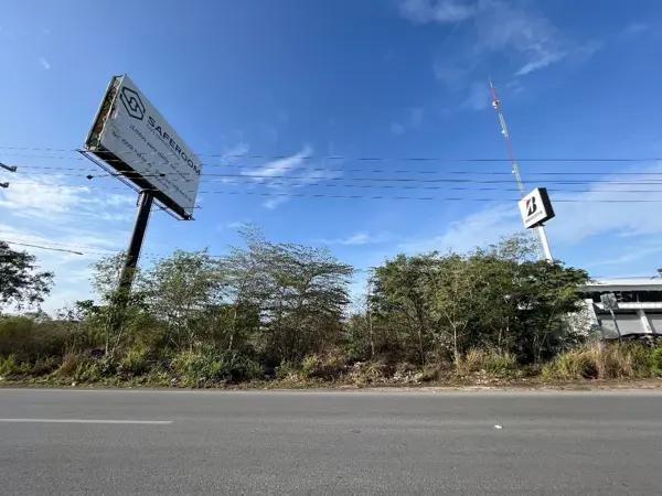Terreno en Periférico Norte
