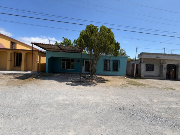 CASA EN VENTA EN COLONIA INDEPENDENCIA, CASTAÑOS, COAHUILA