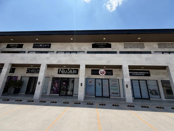 LOCAL EN RENTA PLAZA COMERCIAL LOCAL EN RENTA PLAZA COMERCIAL