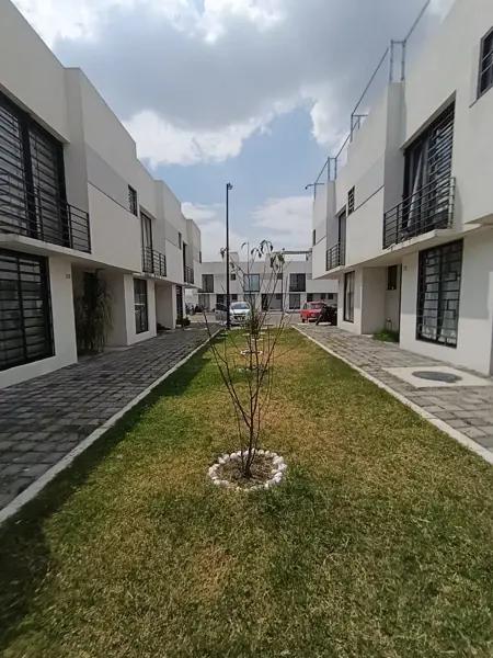 HERMOSA CASA EN VENTA EN COTO PRIVADO $2,450,000